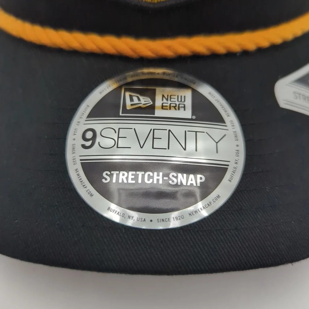 New Era 9SEVENTY Boston Bruins Hat Mens Black White Stretch Snap Trucker Cap NHL